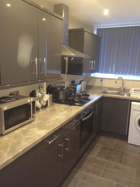 The Dorchester Serviced Apartments Кингстън ъпон Хъл Екстериор снимка