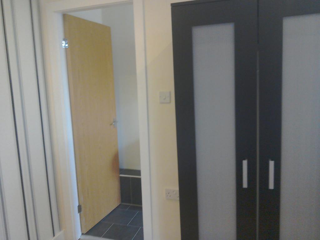 The Dorchester Serviced Apartments Кингстън ъпон Хъл Екстериор снимка